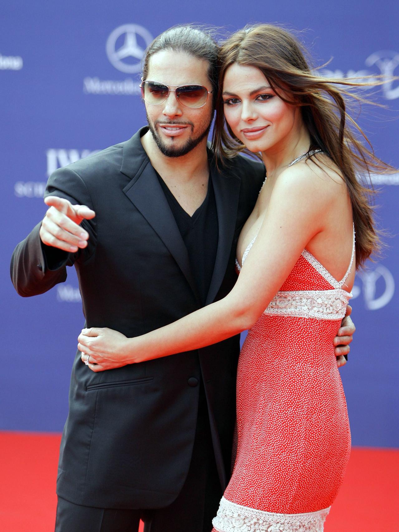 La modelo con el bailarín Joaquín Cortés.