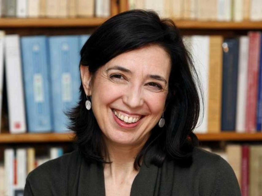 Inés Fernández-Ordóñez, primera filóloga en entrar en la RAE.