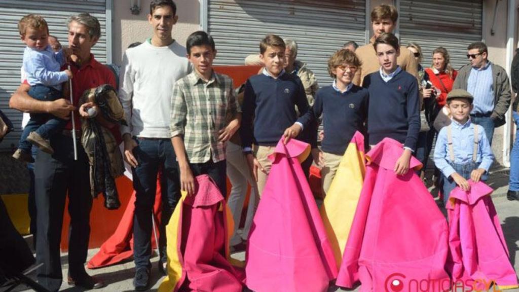 alumnos-escuela-tauromaquia