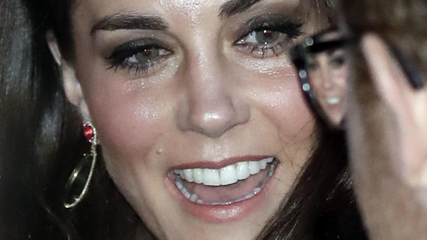 El impresionante estilismo de la duquesa de Cambridge, al detalle