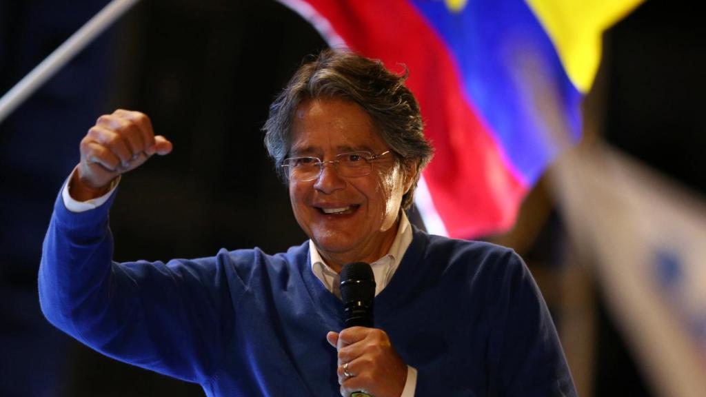 Lasso, líder del Movimiento CREO, promete impulsar el empleo.