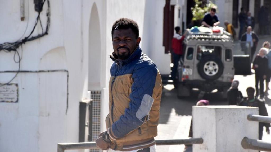 Moussa expresa todo lo que le ocurrió en su periplo a través de sus dibujos.