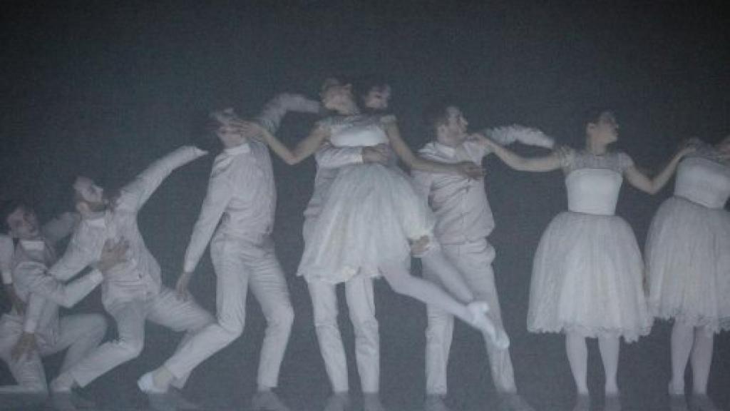 Image: Marcos Morau, percusión y movimiento