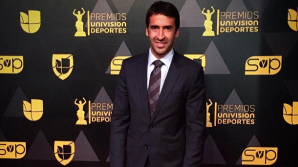Raul González durante una gala de premios. Foto: Instagram (@raulgonzalez)