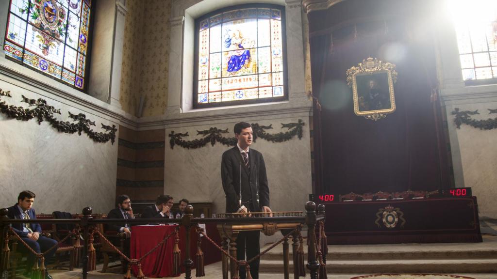 El salón de actos de la RAE ha acogido la final de la liga de debate.