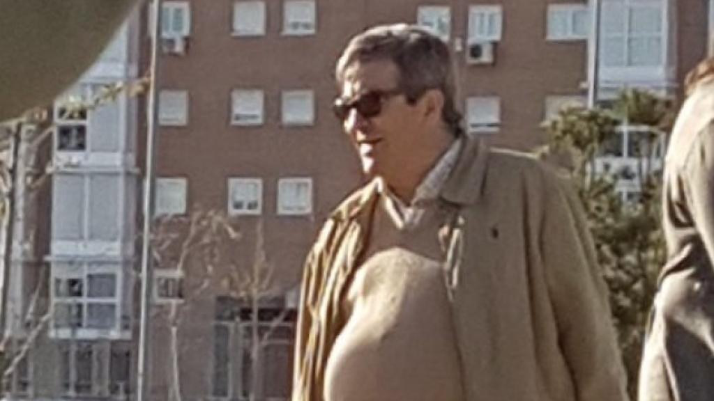 Álvarez-Cascos, vive en Asturias pero viaja a Madrid para disfrutar de sus nietos.