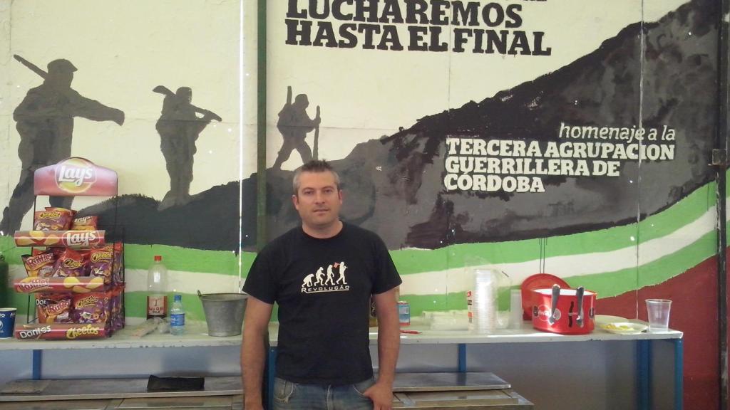 Julián en un homenaje al batallón republicano en el que estuvo su abuelo durante la guerra.