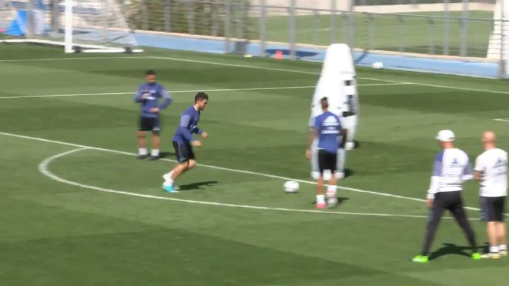 Kovacic mete un gol en el entrenamiento