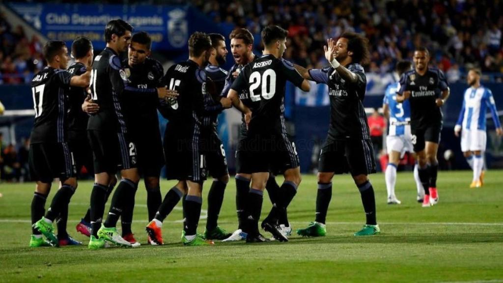 El Madrid celebra los goles
