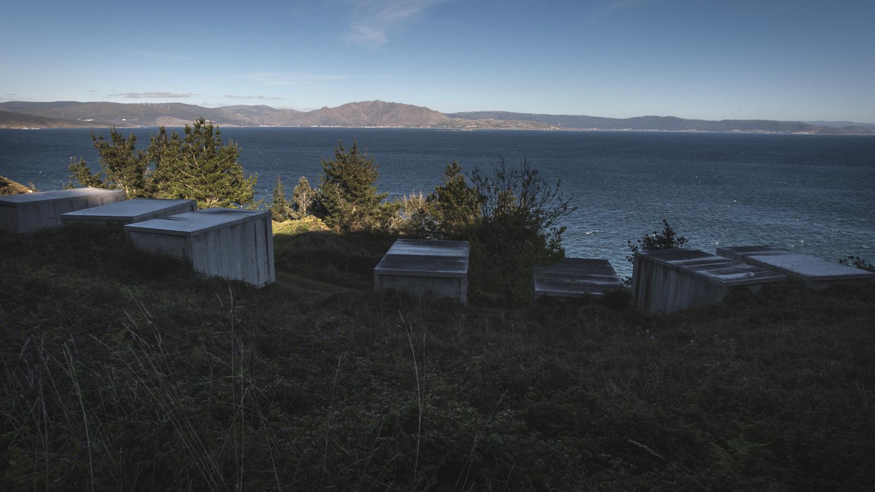 Hace casi 20 años que César Portela diseñó este cementerio municipal en Finisterre; jamás se ha estrenado.