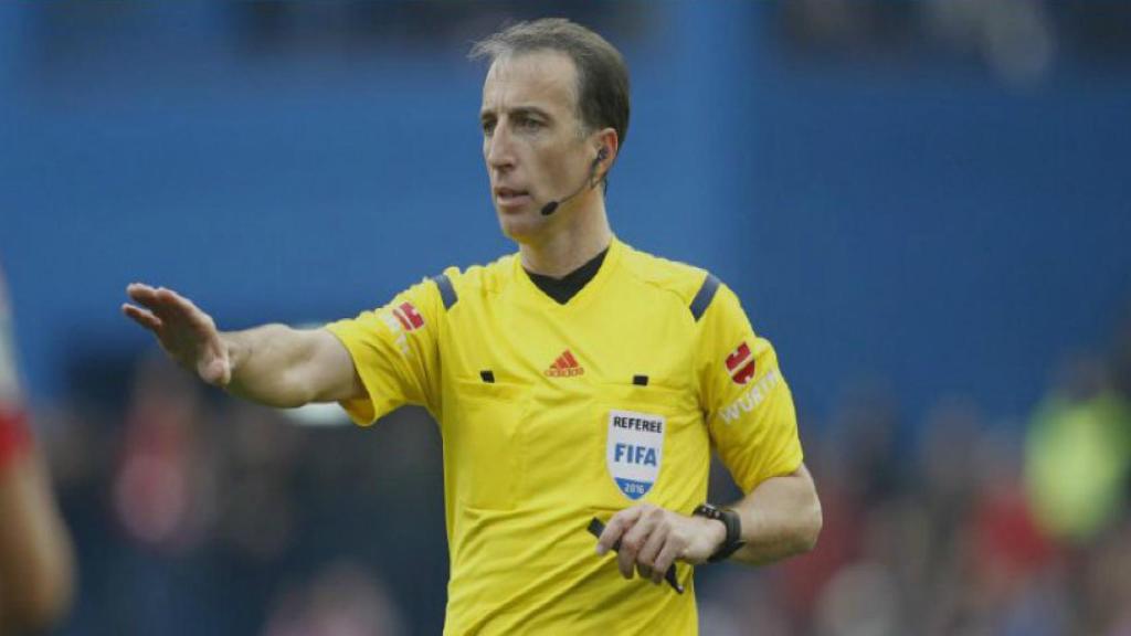 Fernádez Borbalán. Foto: @MundoArbitraje