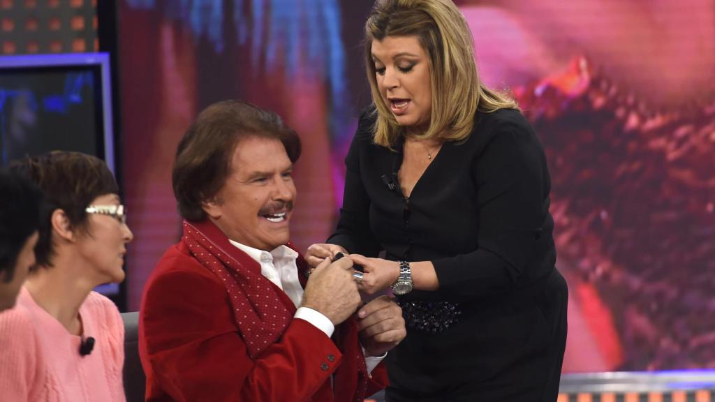 Bigote Arrocet y Terelu durante un programa de ¡Qué tiempo tan feliz!