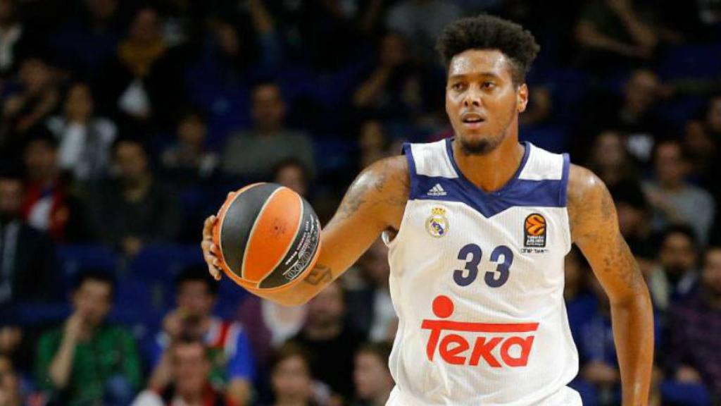 Thompkins en un partido del Real Madrid // OkDiario