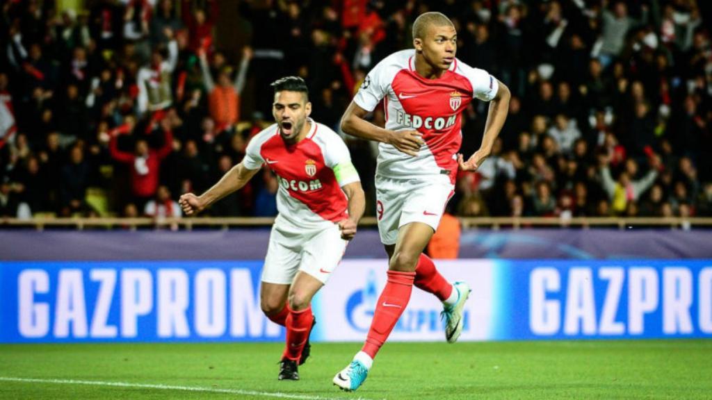 Mbappé celebra su gol ante el Dortmund. Foto: Twitter (@AS_Monaco)