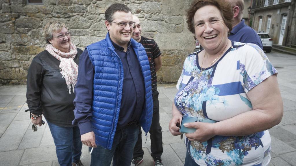 El cura Playboy es muy querido por todos los vecinos de Cuntis, una de sus parroquias.