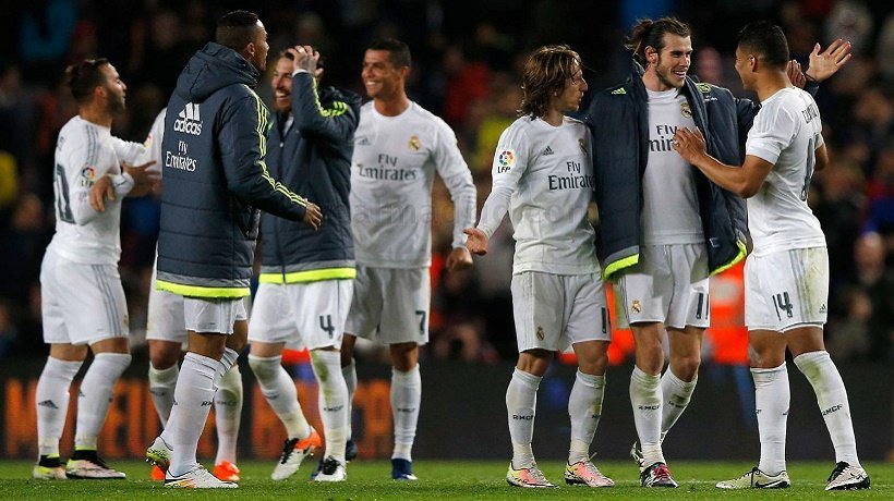 El Madrid celebra el triunfo en el Clásico de la pasada temporada