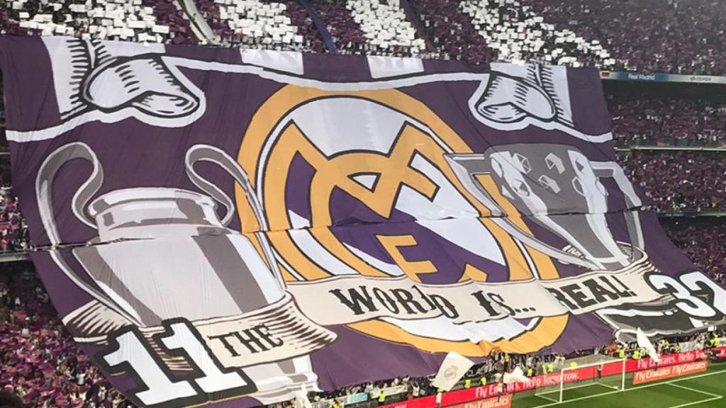 Tifo en el Santiago Bernabéu