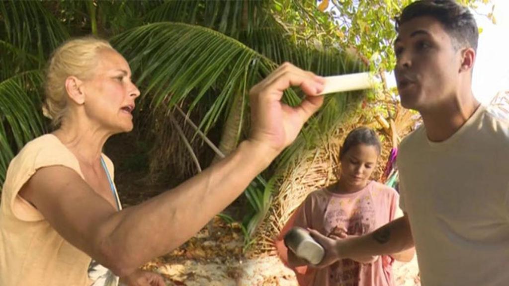 Gran bronca en directo en 'Supervivientes' entre Gloria Camila y la madre de Carrilo