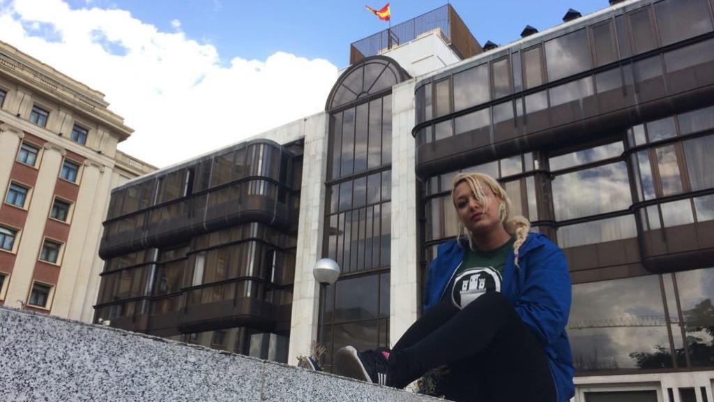 Melisa Domínguez, portavoz de HSM, en la antigua sede de Banco Madrid.