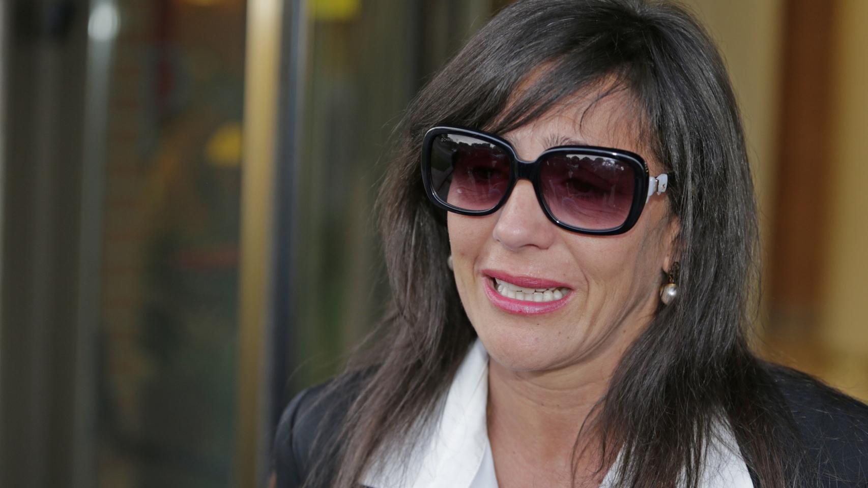 Familiares y amigos despiden a Palomo Linares en el Tanatorio de Tres Cantos