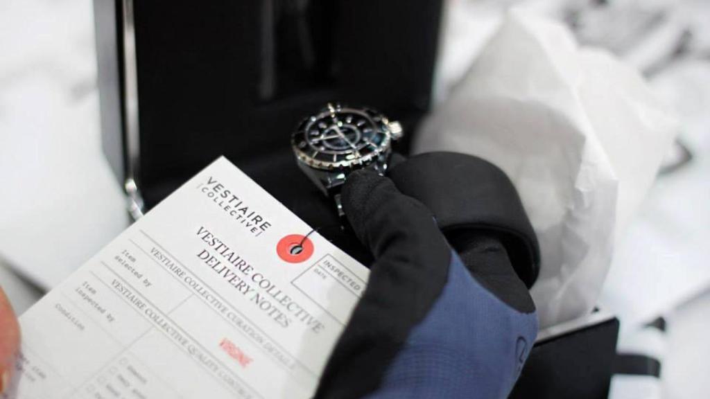 Imagen de las oficinas de Vestiaire Collective y cómo trabajan en París. | Foto: Vestiaire Collective.