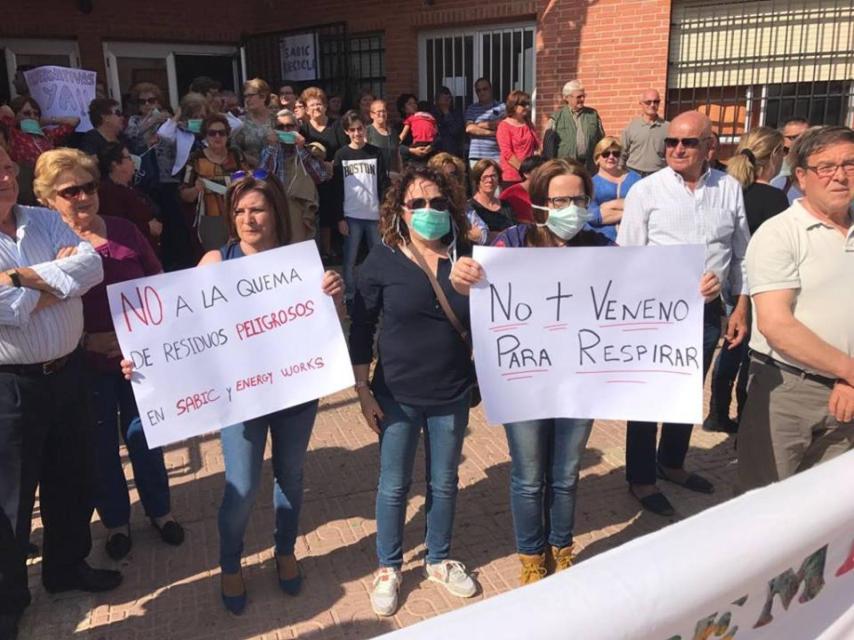 Los aljorreños se manifestaron hace unas semanas contra la fábrica que hay a cuatro kilómetros.