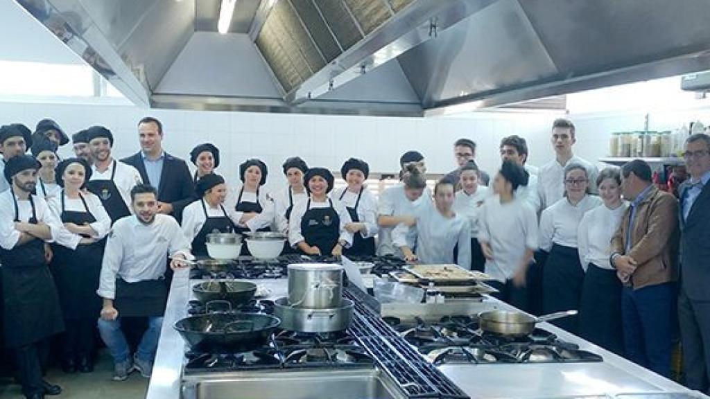 Alumnos de la Escuela de Hostelería de Santa Marta