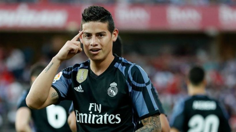 James celebra el gol