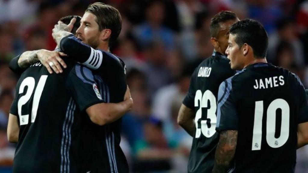 El Madrid golea en Granada