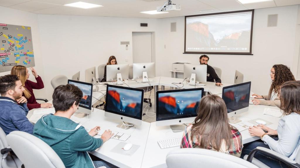 Universidad Camilo José Cela.