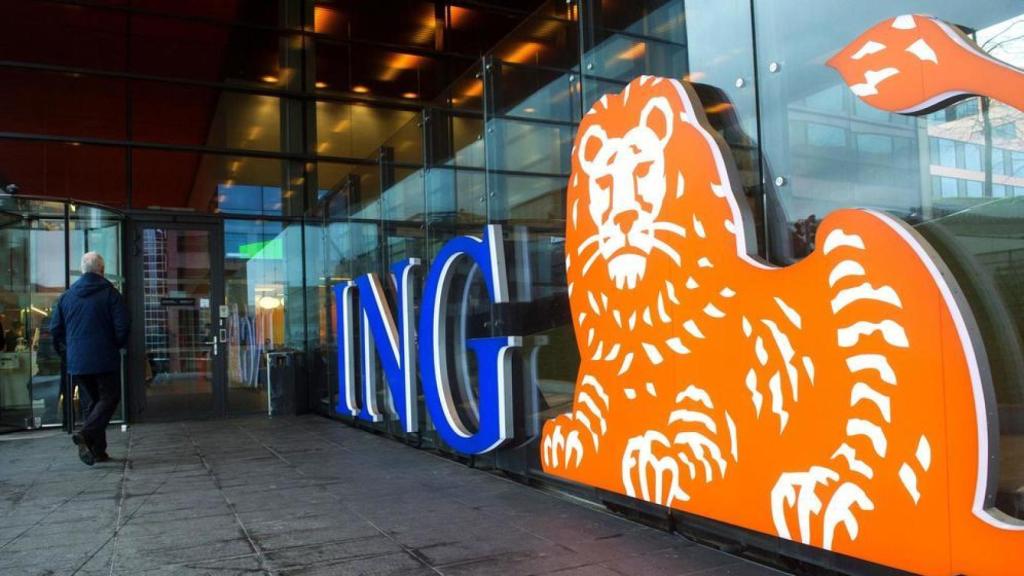 Fachada de una oficina de ING.