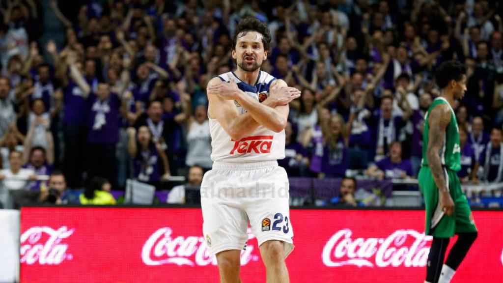 Sergio Llull celebra una canasta ante Darussafaka.