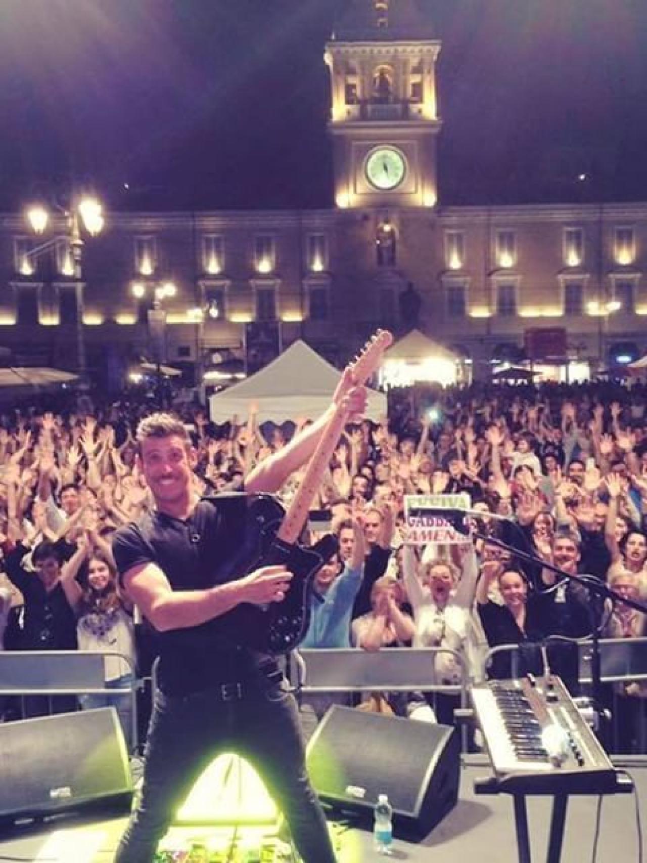 Francisco Gabbani en un concierto.