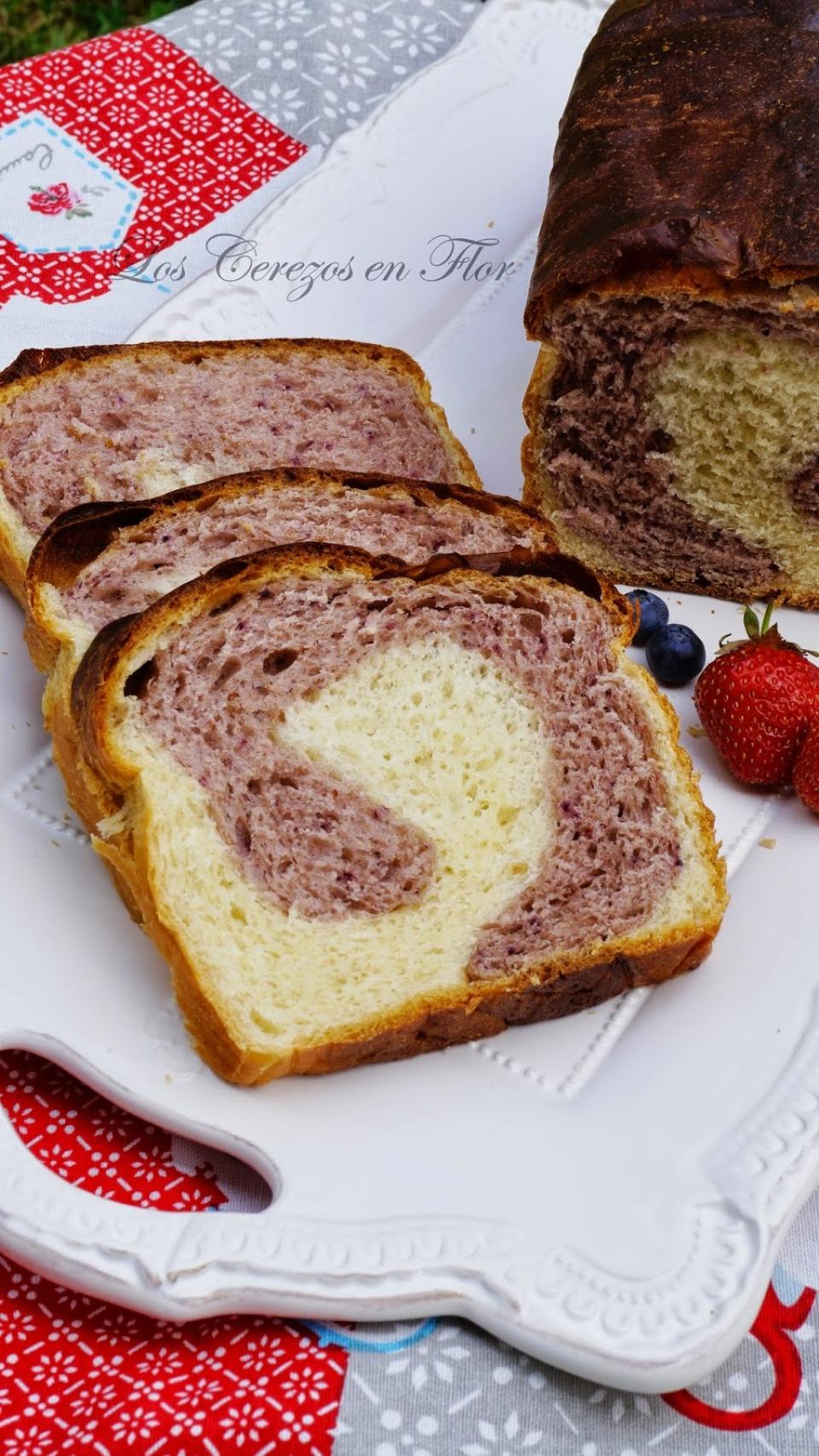 Pan de molde bicolor | Los cerezos en flor