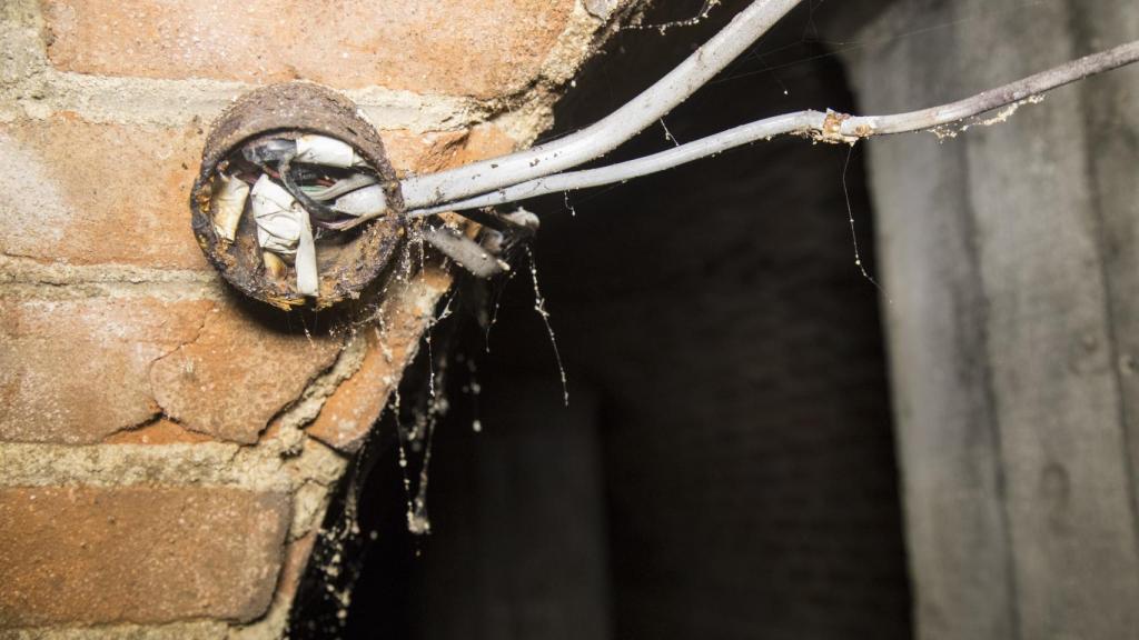 Cableado antiguo que funcionaba en 1938.