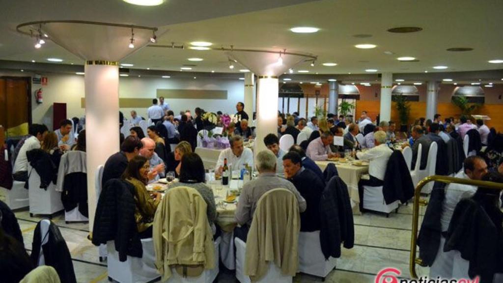 Zamora caja rural cena san isidro 10