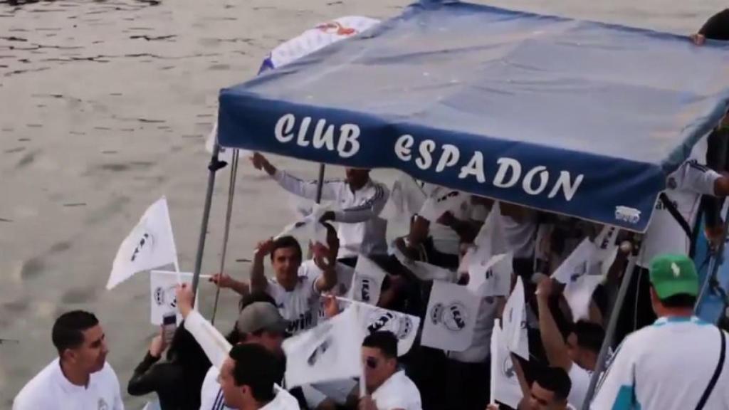 La Peña Algerian celebrando el pase del Madrid a Cardiff