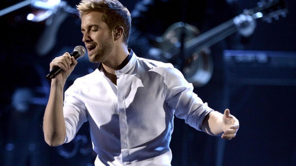 Pablo Alborán graba una versión de 'Amar pelos dois' de Salvador Sobral