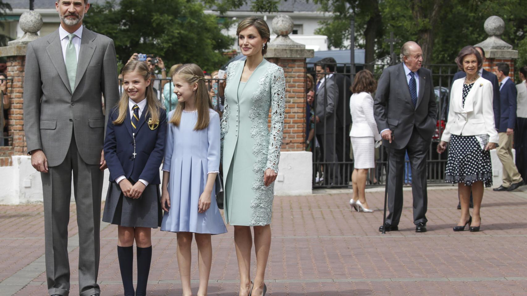 La primera comunión de la infanta Sofía, en imágenes
