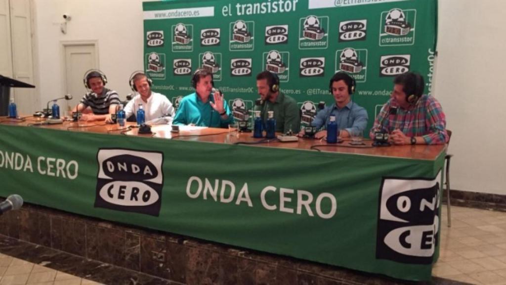 Varios jugadores del Málaga en el Transistor. Fuente: @eltransistorOC