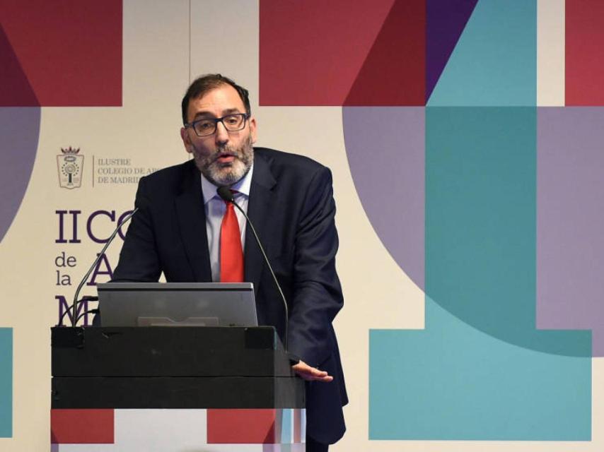 El juez Velasco, en una de sus conferencias.