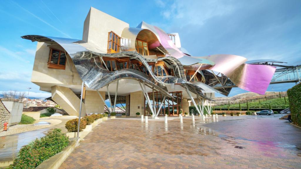 Vista del edificio de Marqués de Riscal.