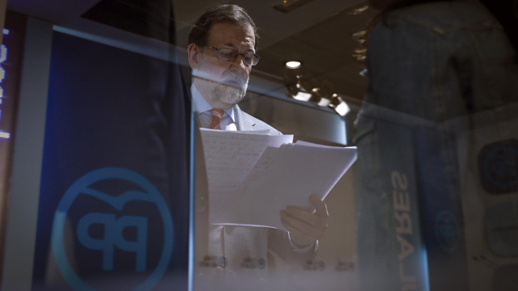 El presidente del Gobierno, Mariano Rajoy, en su comparecencia en Génova.