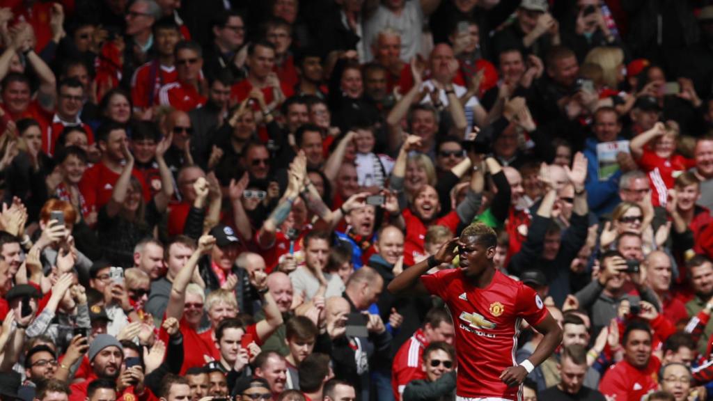 Pogba celebra un gol en Old Trafford.