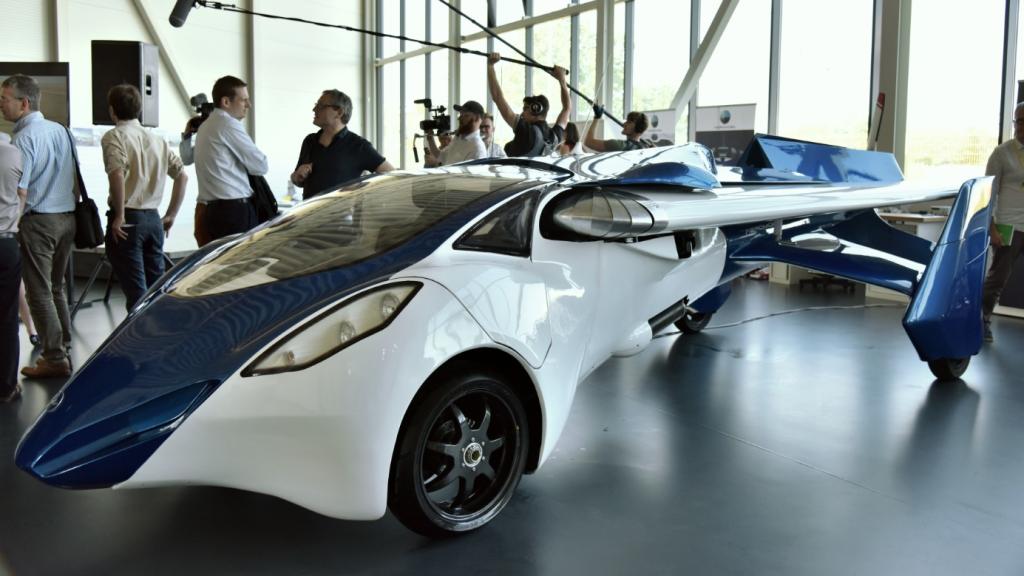 Imagen del coche volador de AeroMobil.