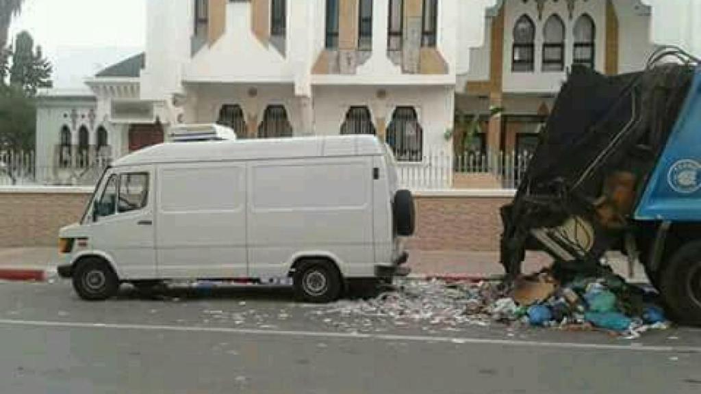 Este es al camión de basura que mató, el pasado mes de octubre, a Mohssine Fikri en Alhucemas