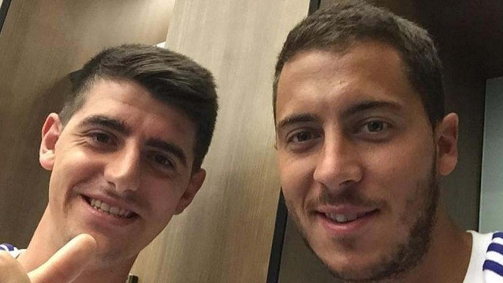 Courtois y Hazard en el vestuario. Foto: Instagram (@hazardeden_10)
