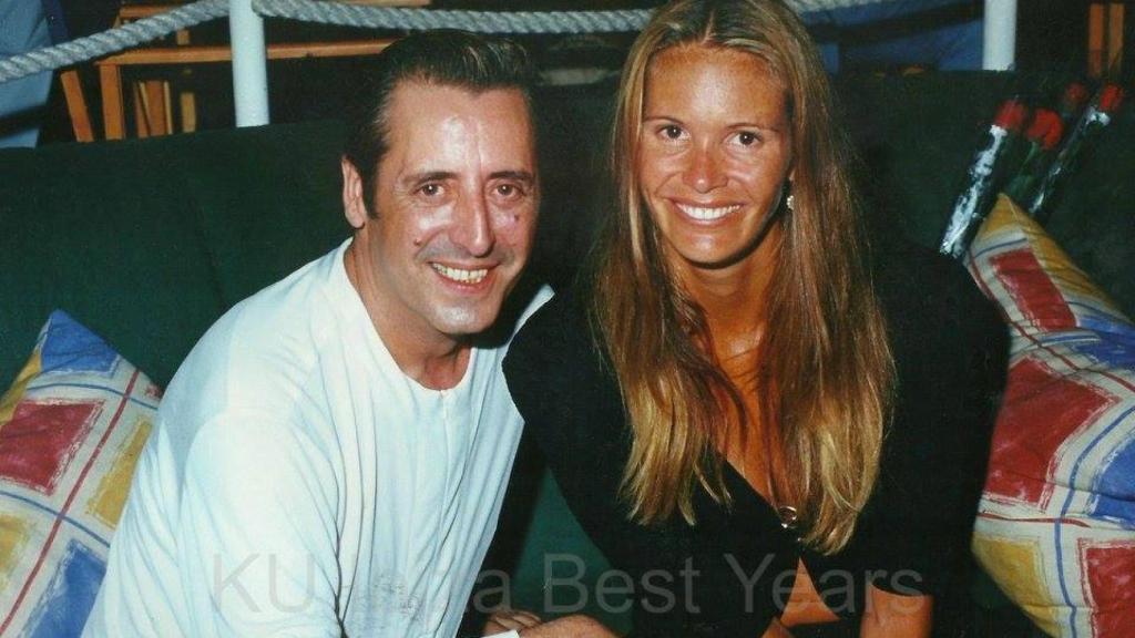 Estrellas de la pasarela, como la australiana Elle McPherson, hicieron de Ibiza su lugar vacacional preferido. Eran los 80 y la jet-set había llegado