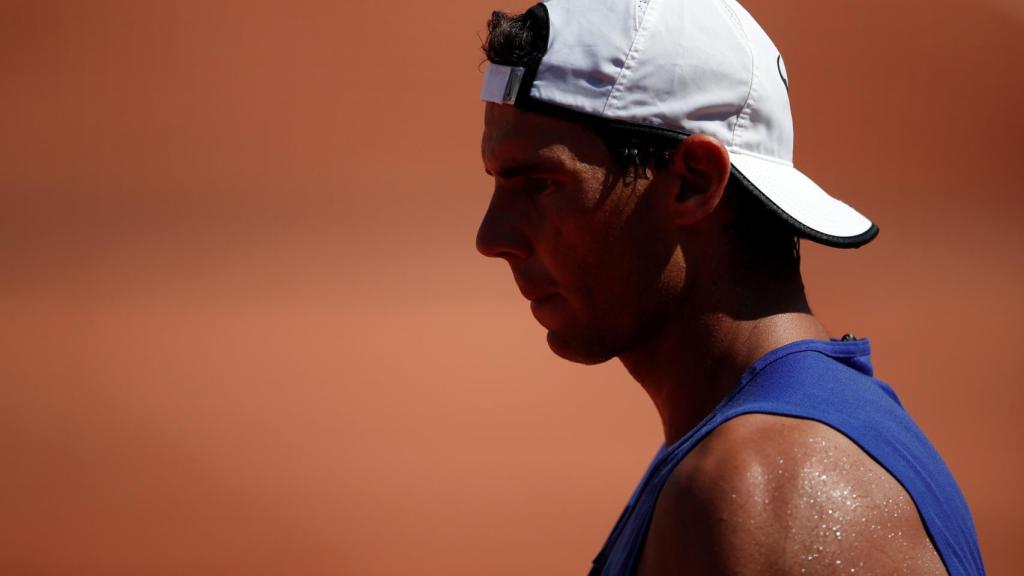 Nadal, durante un entrenamiento en Roland Garros.