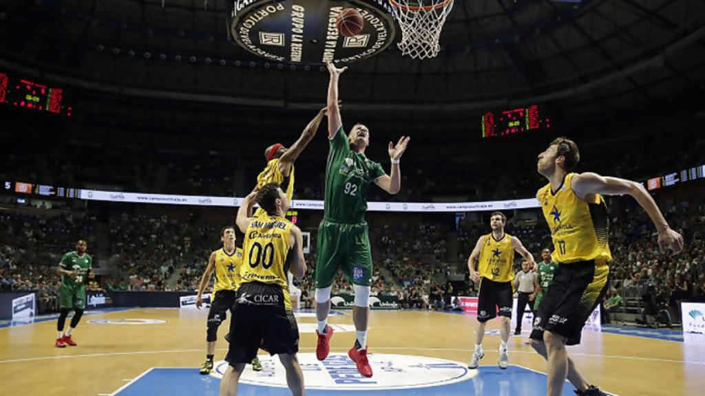 Unicaja contra Iberostar Tenerife en cuartos de la ACB. Foto: acb.com